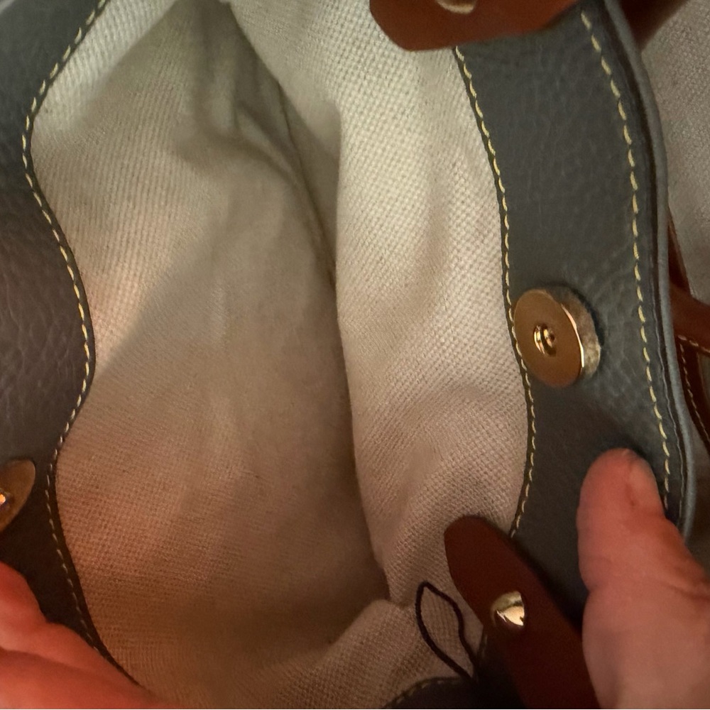 Dooney & Bourk gray bag in excellent condition - Picture 3 of 7
